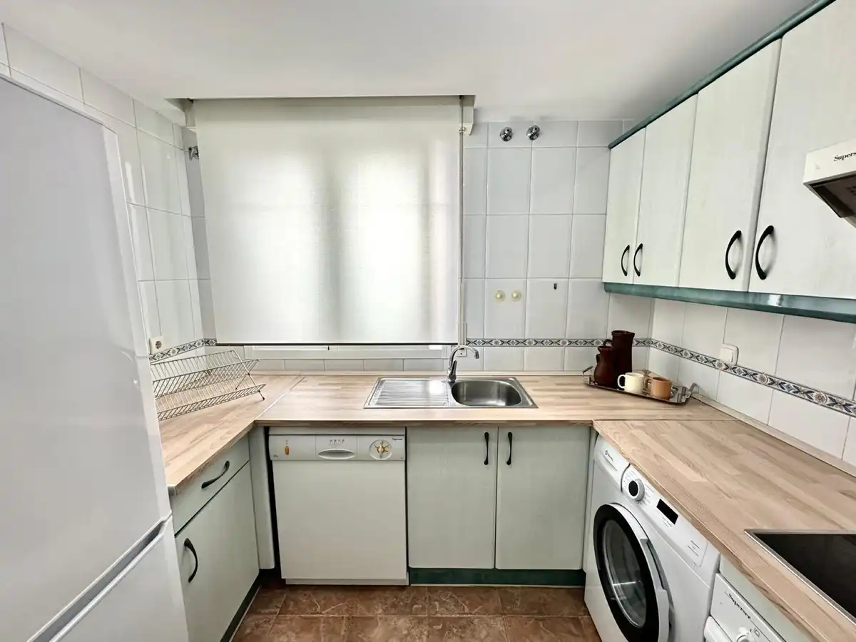 Piso con piscina en venta en Calle Castilla s/n, imagen 6