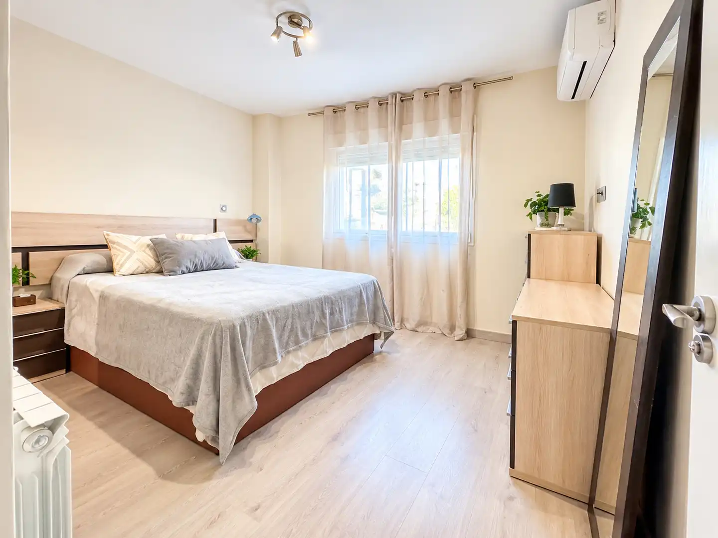Wohnung mit Garten zum Verkauf in Travesía de Montserrat, imagen 13
