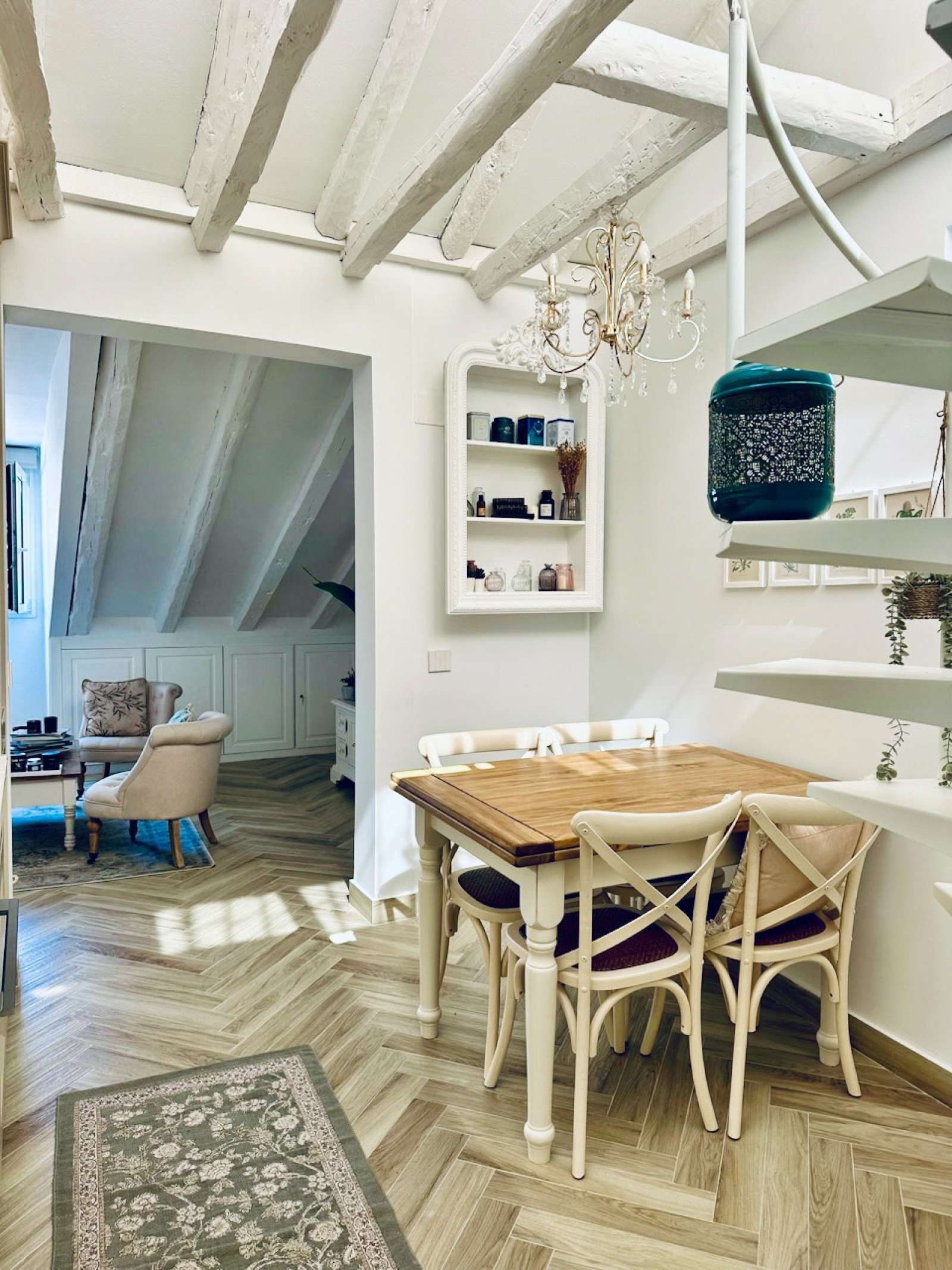 Menjador de Apartament per a compartir en  Madrid Capital amb Aire condicionat, Calefacció i Terrassa