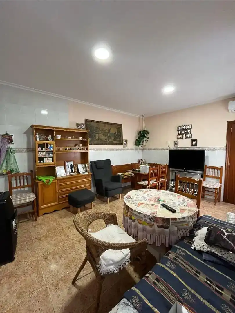 Wohnzimmer von Erdgeschoss zum Verkauf in Burjassot