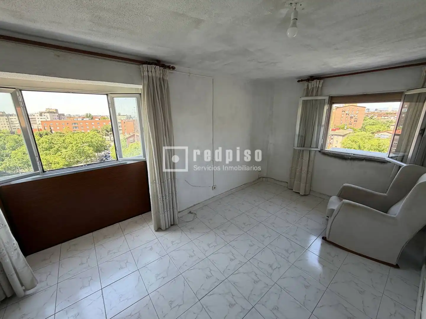 Habitación de Piso en venta en Madrid con Calefacción y Parquet