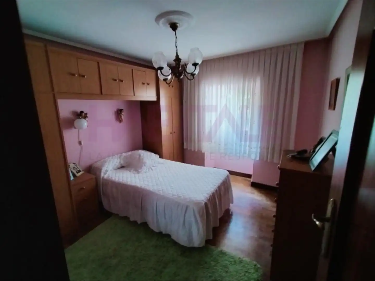 Habitación de Casa adosada en venta en Guriezo con Terraza