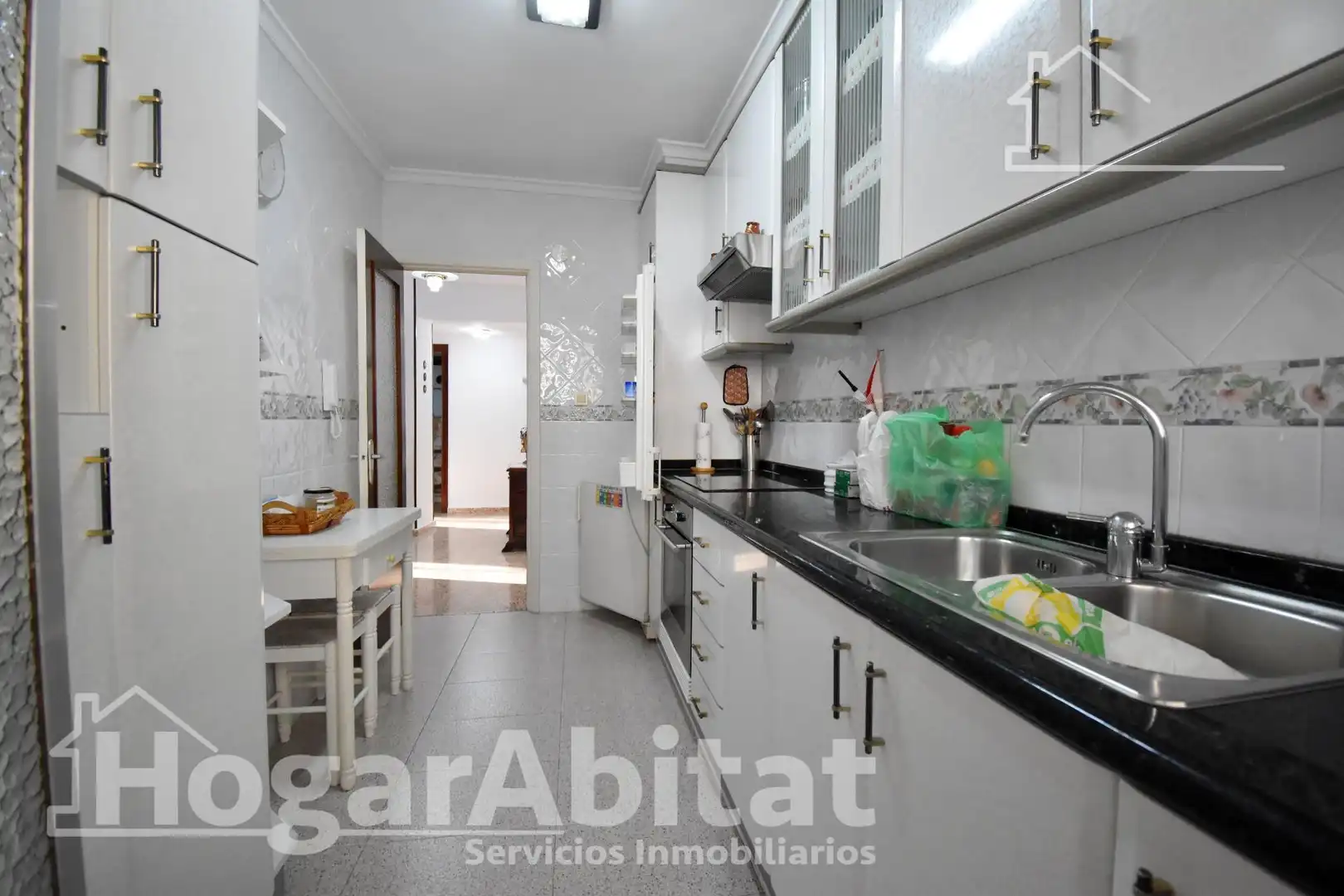 Cocina de Piso en venta en Oliva con Terraza, Amueblado y Balcón