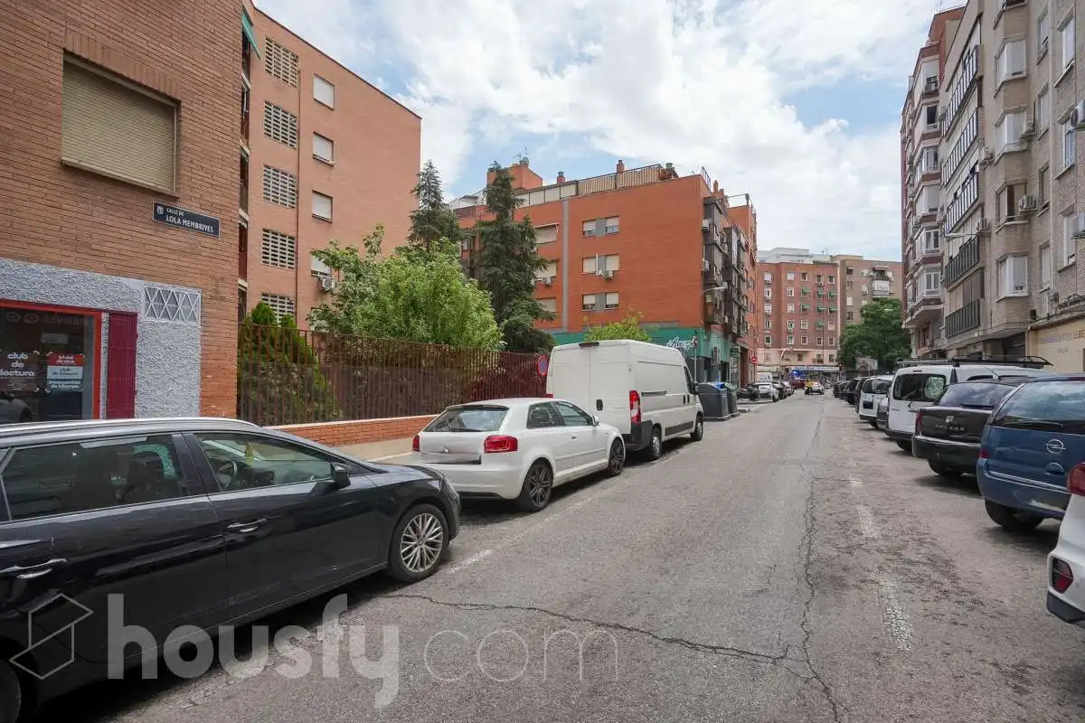 Local comercial en venda a Calle Lola membrives ., imagen 16