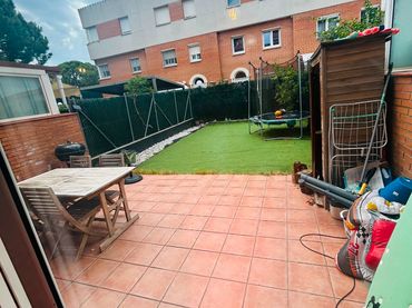 Maison mitoyenne avec piscine à vendre à Gavà Mar