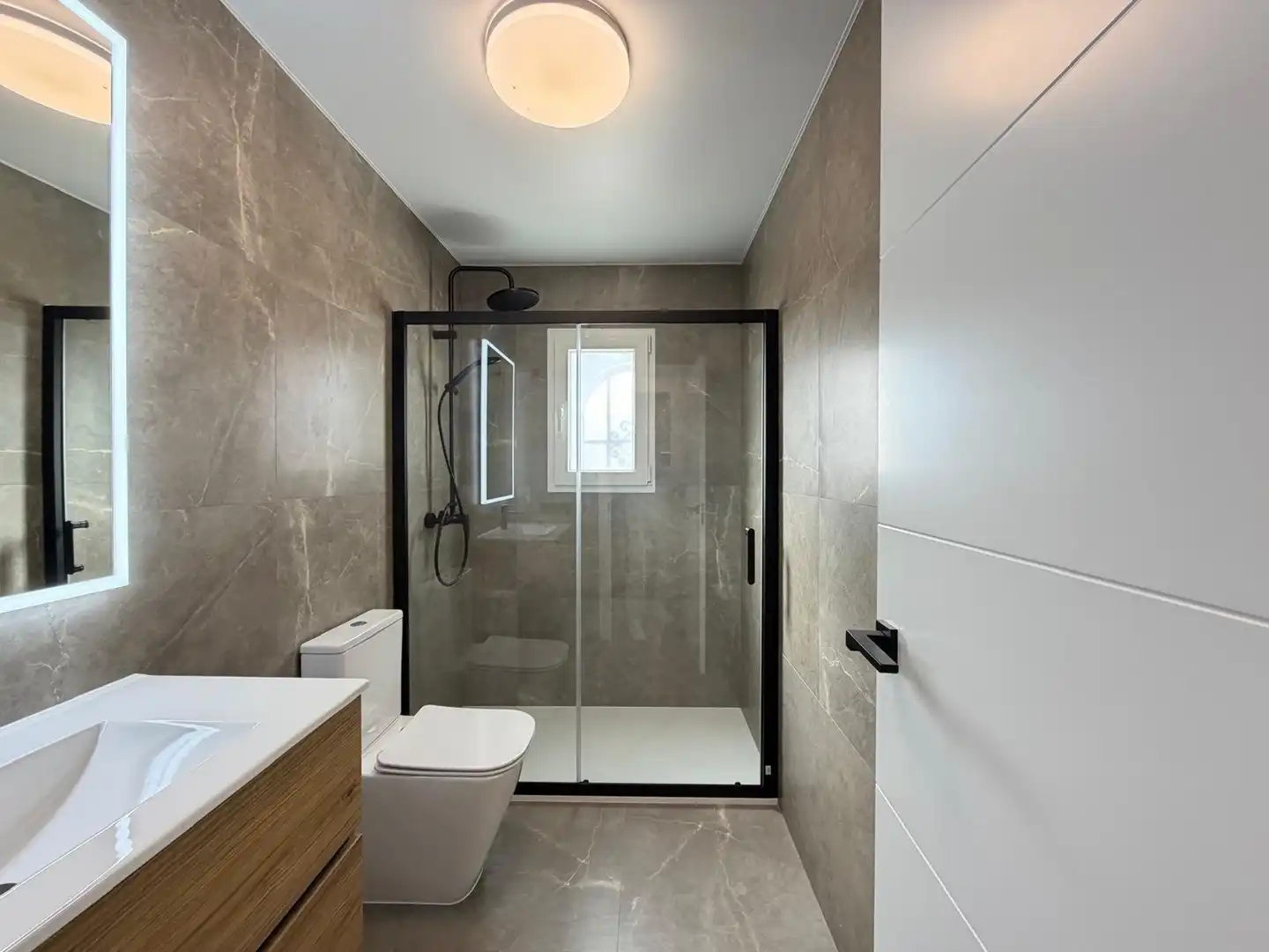 Baño de Finca rústica en venta en Torrevieja con Calefacción, Jardín privado y Piscina