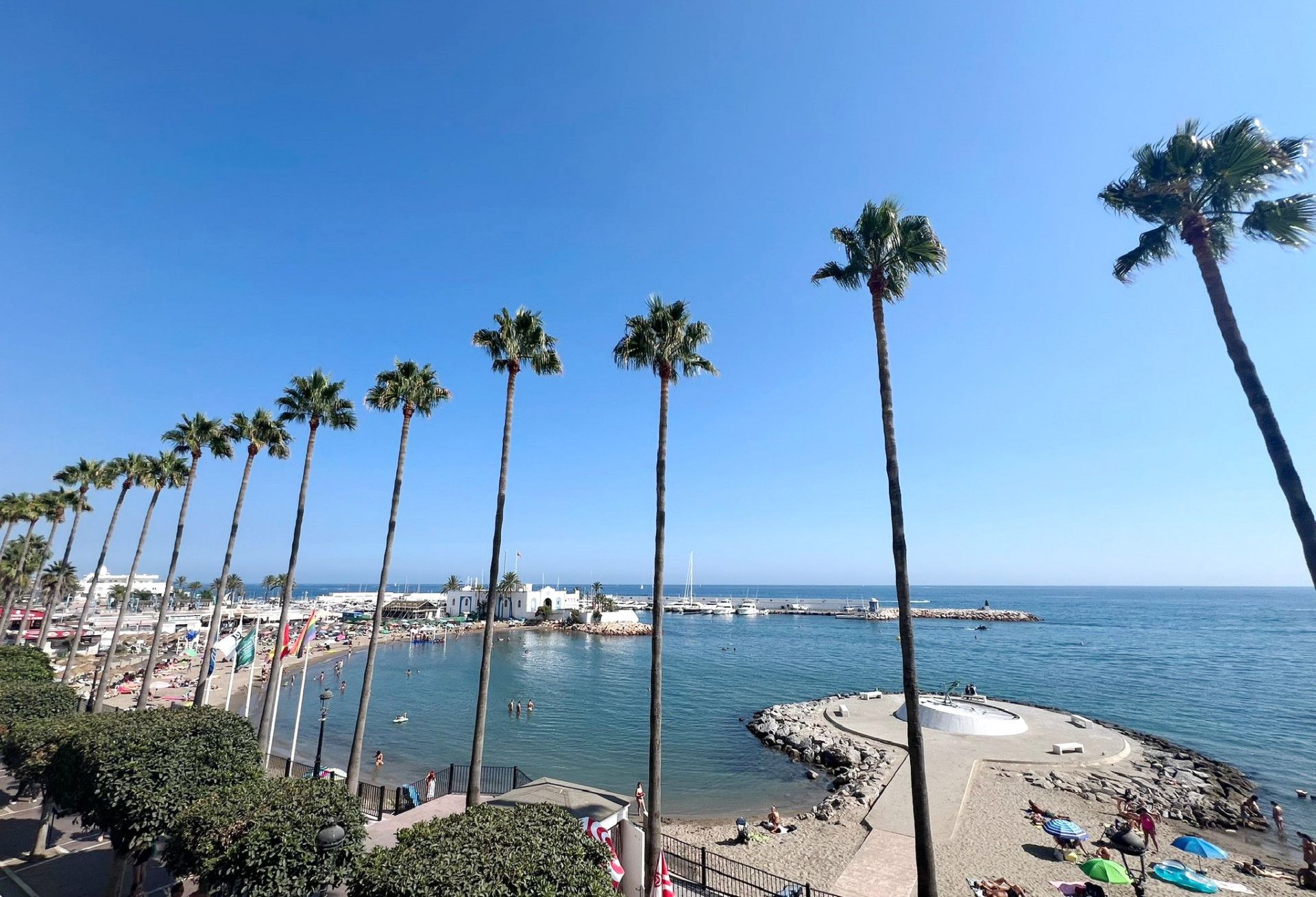 Exterior view of Apartment to rent in Marbella  with Terrace and Swimming Pool
