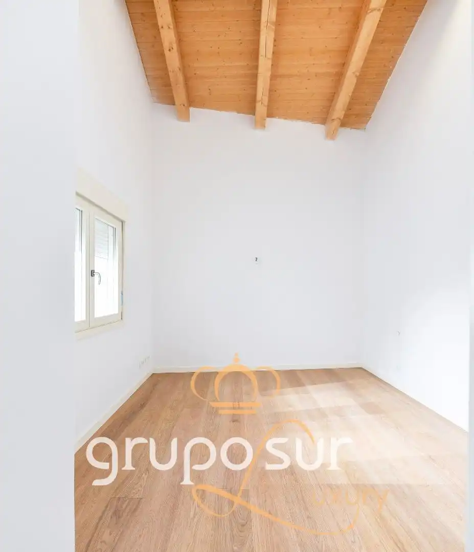 Ático en venta en Valladolid con Calefacción, Parquet y Trastero
