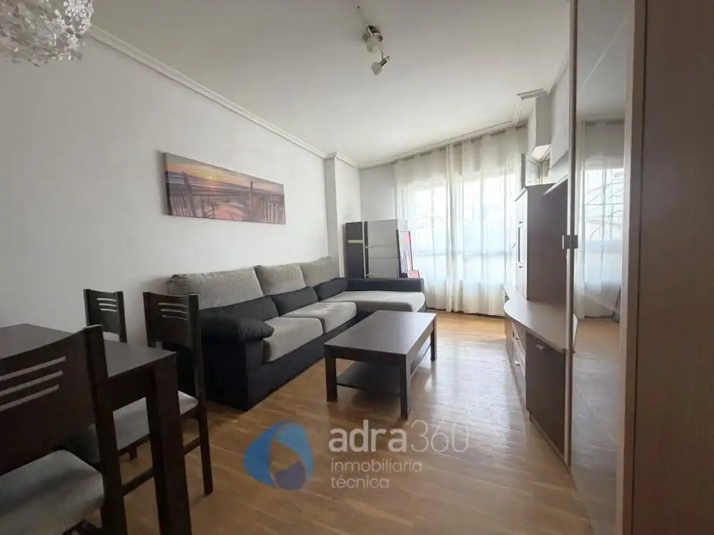 Dormitori de Apartament en venda en  Logroño amb Calefacció, Terrassa i Traster