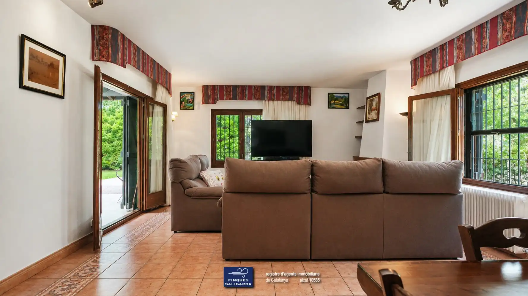 Sala d'estar de Casa o xalet en venda en Seva amb Calefacció, Terrassa i Traster