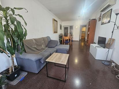 Living room of Flat for sale in Mataró  with Air Conditioner and Heating