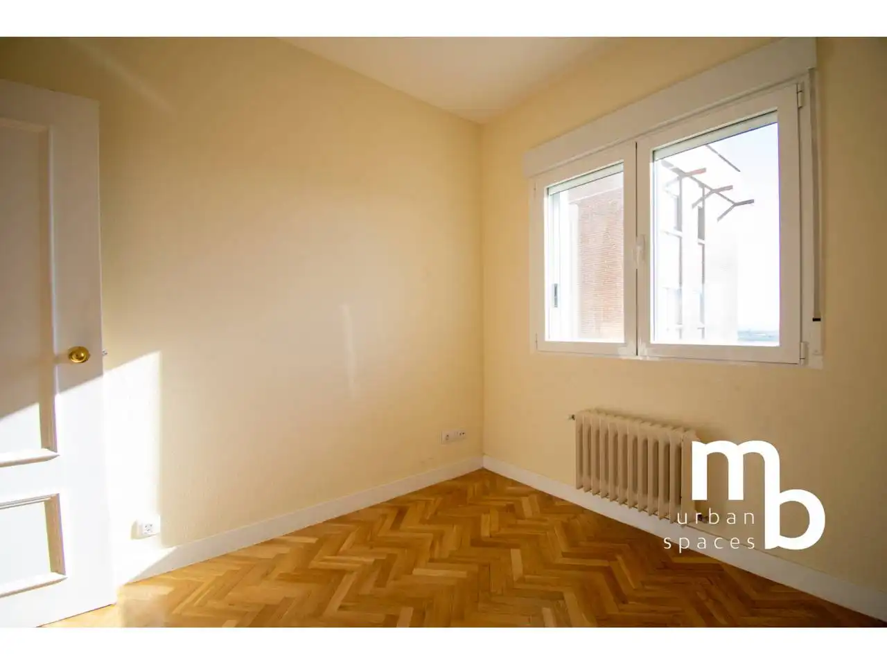 Habitación de Piso de alquiler en Madrid con Aire acondicionado, Calefacción y Parquet
