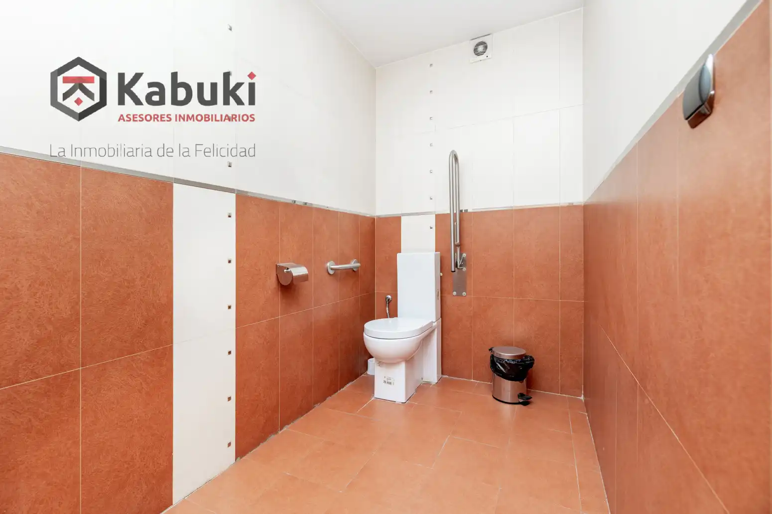 Badezimmer von Büro zur Miete in Armilla mit Terrasse