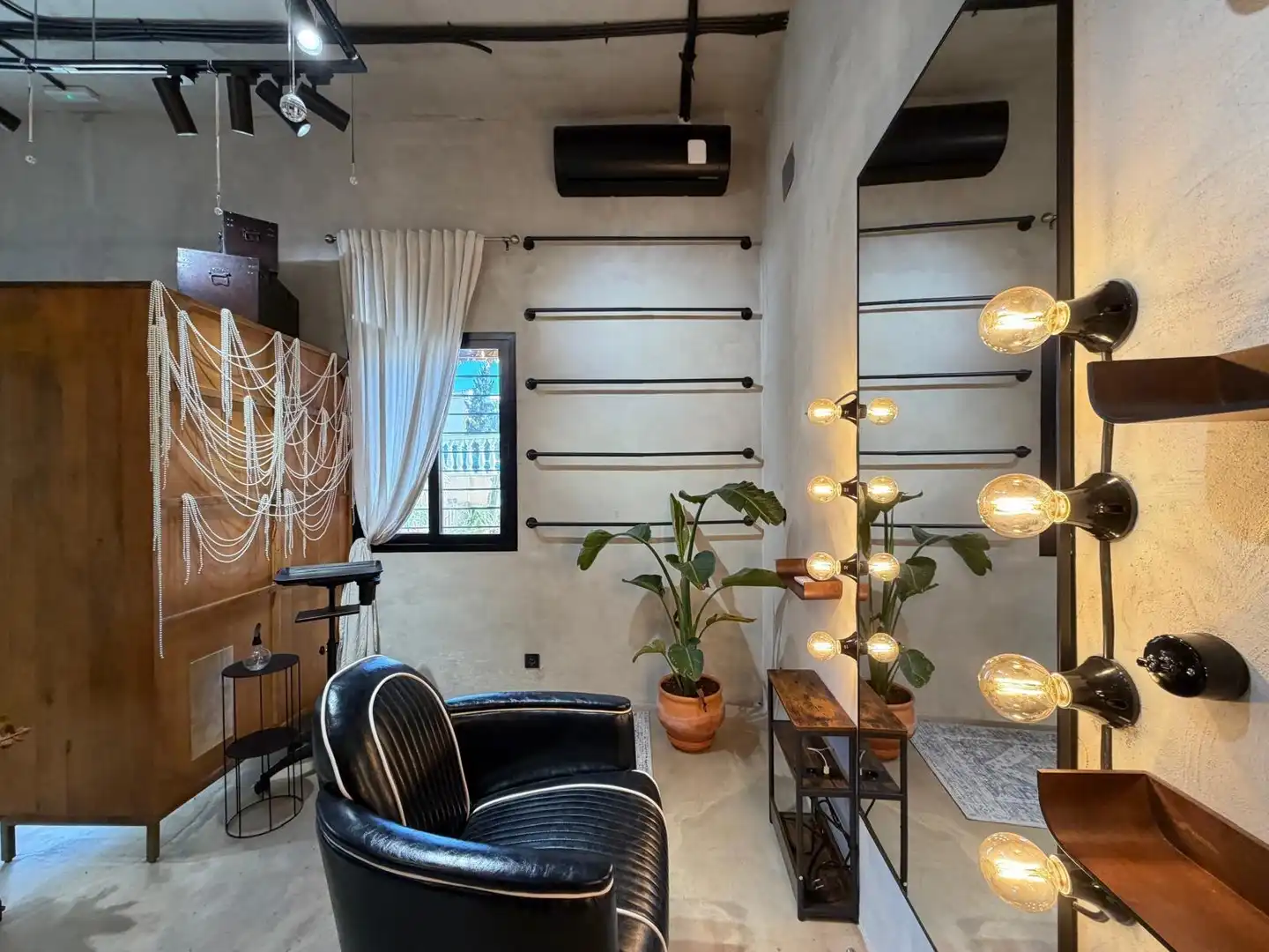 Living room of Commercial properties for sale in Torrevieja  with Air Conditioner and Furnished
