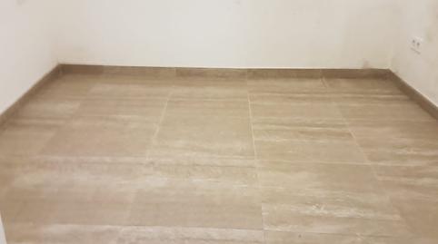 Foto 3 de Estudio de alquiler en Calle de Los Cacereños, Villaverde Alto,  Madrid Capital