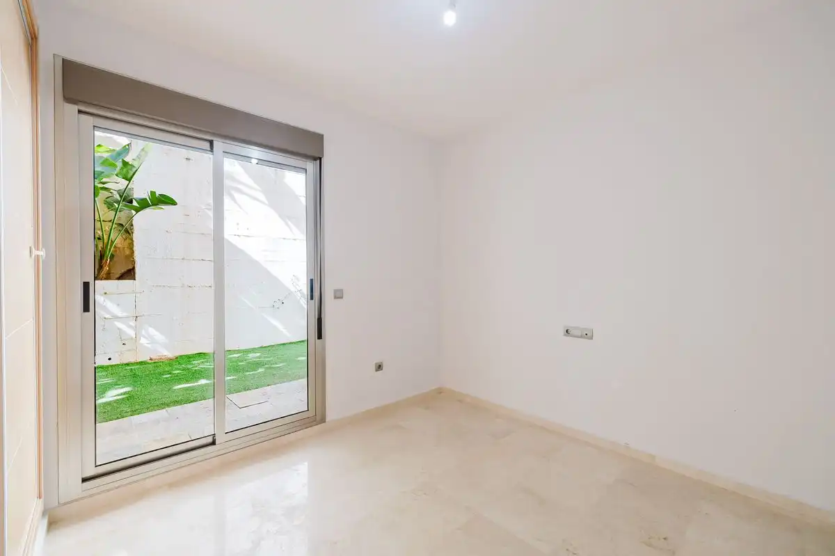 Casa adosada en venda en Málaga amb Aire condicionat, Calefacció i Jardí privat