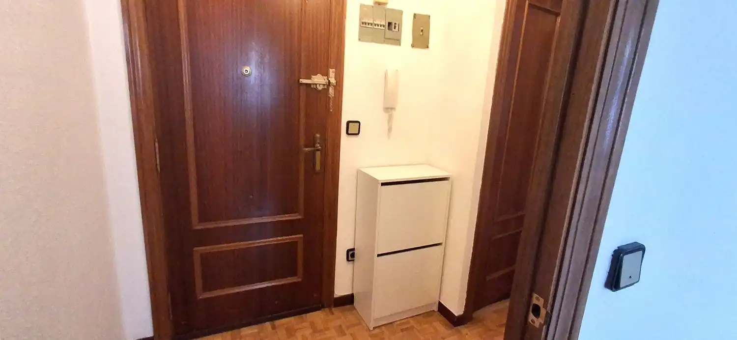 Piso de alquiler en MACIAS PICAVEA, Centro
