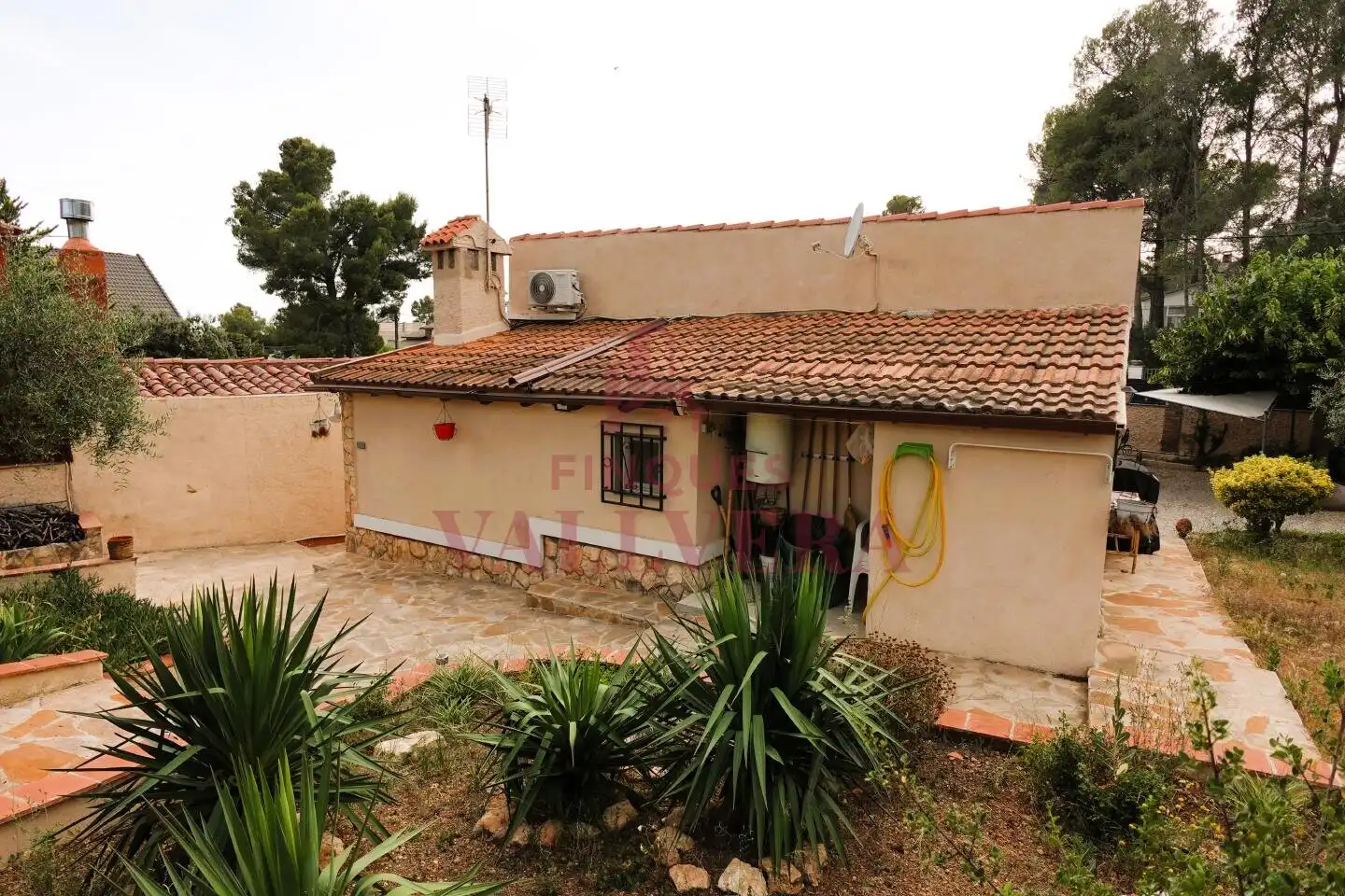 Vista exterior de Casa o xalet en venda en Cabra del Camp