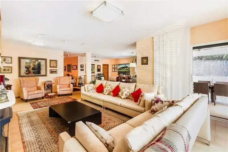Chalet con piscina en venta en Ponent, imagen 4