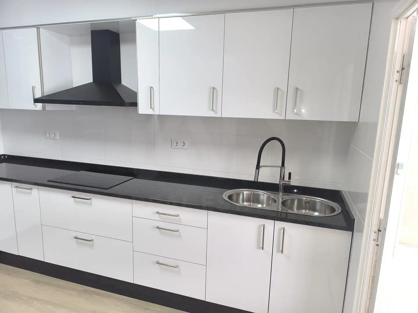 Cocina de Piso en venta en Ferrol con Calefacción y Terraza