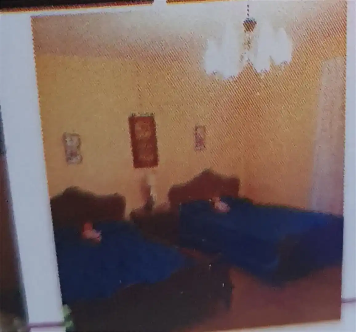 Sala d'estar de Casa adosada en venda en Chozas de Abajo amb Moblat i Rentadora