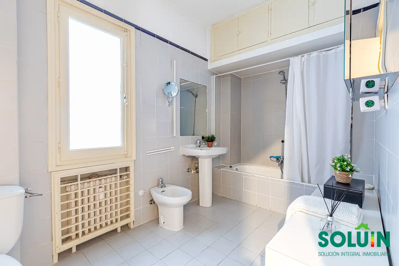 Baño de Piso en venta en Madrid con Aire acondicionado, Calefacción y Parquet