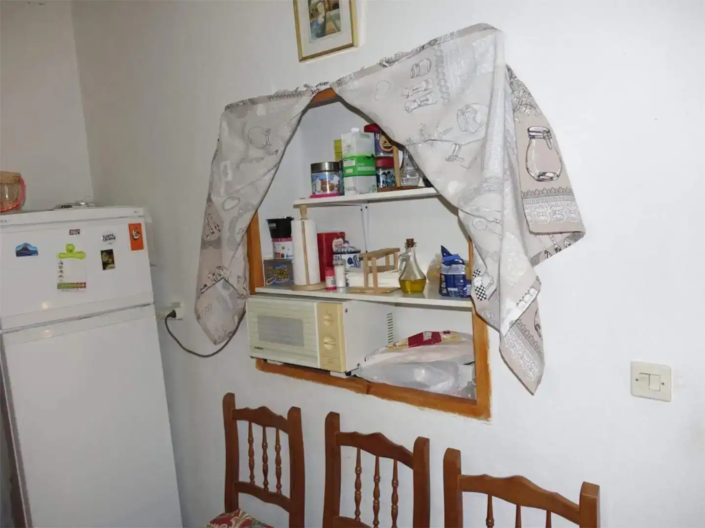 Cuina de Casa adosada en venda en Pórtugos amb Moblat i Balcó