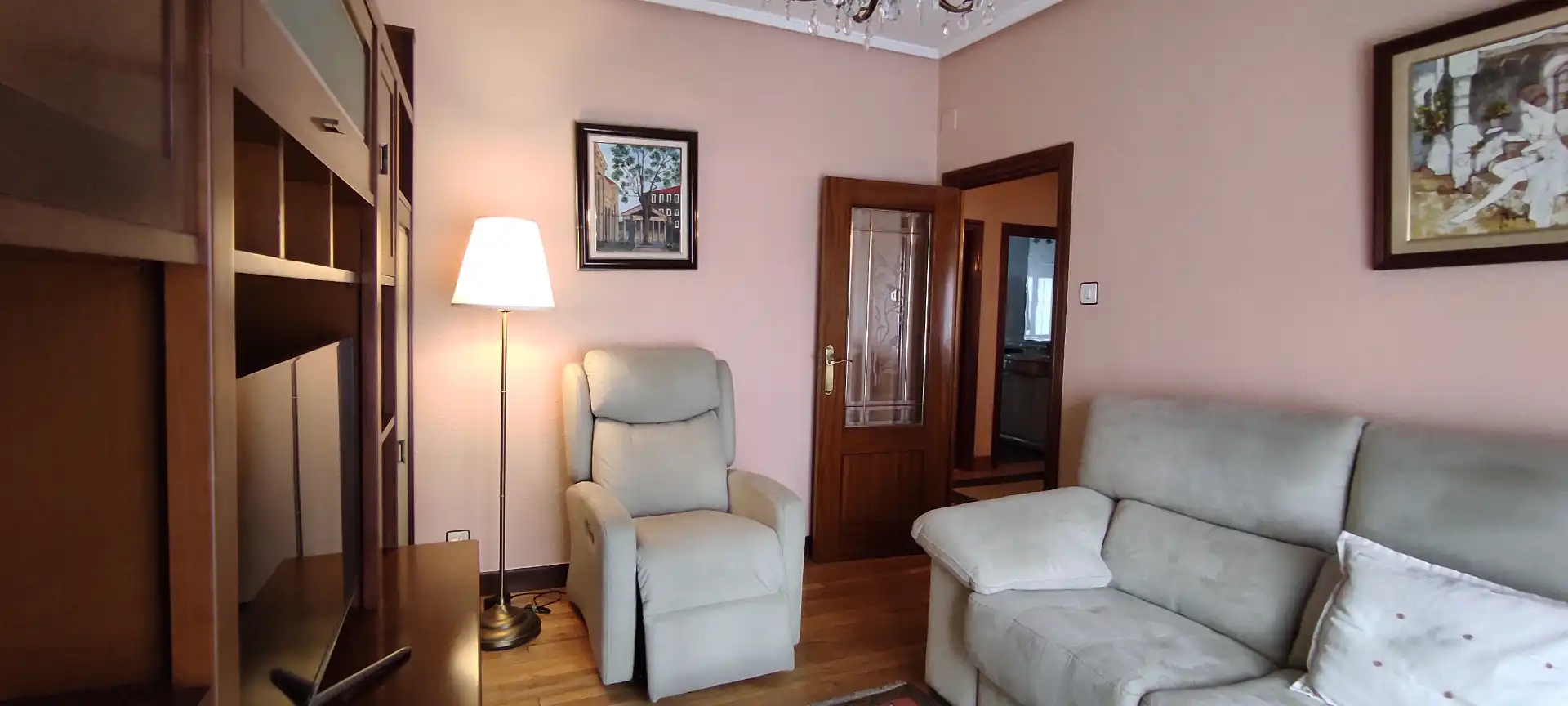Sala de estar de Piso en venta en Valle de Trápaga-Trapagaran con Calefacción, Amueblado y Balcón