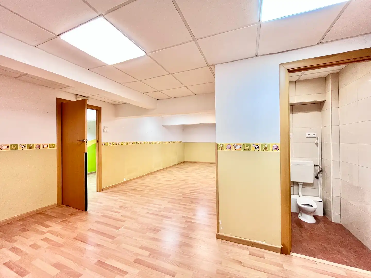 Local de alquiler en Barcelona con Aire acondicionado, Calefacción y Parquet