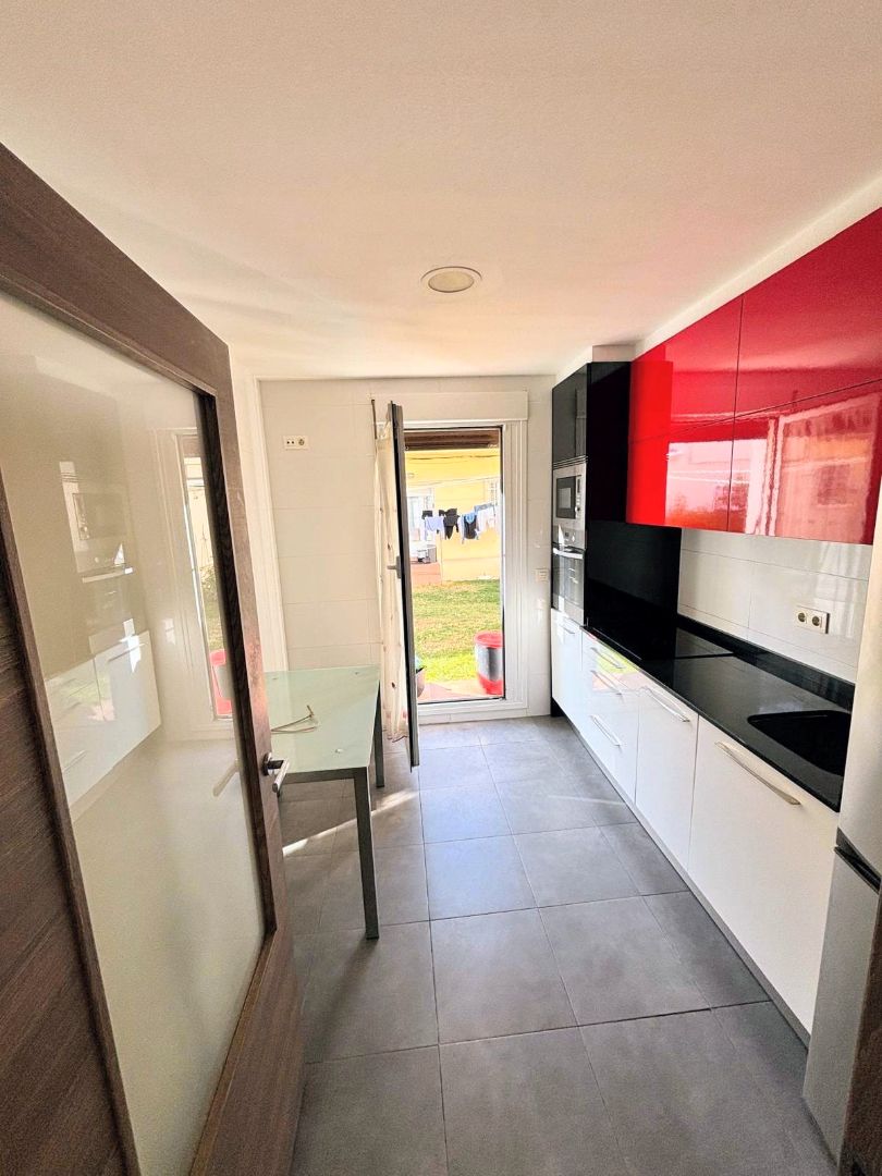 Kitchen of Flat for sale in  Pamplona / Iruña