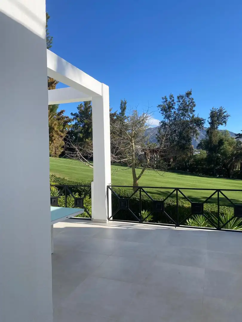 Casa con piscina en venta en Benahavís pueblo, imagen 8