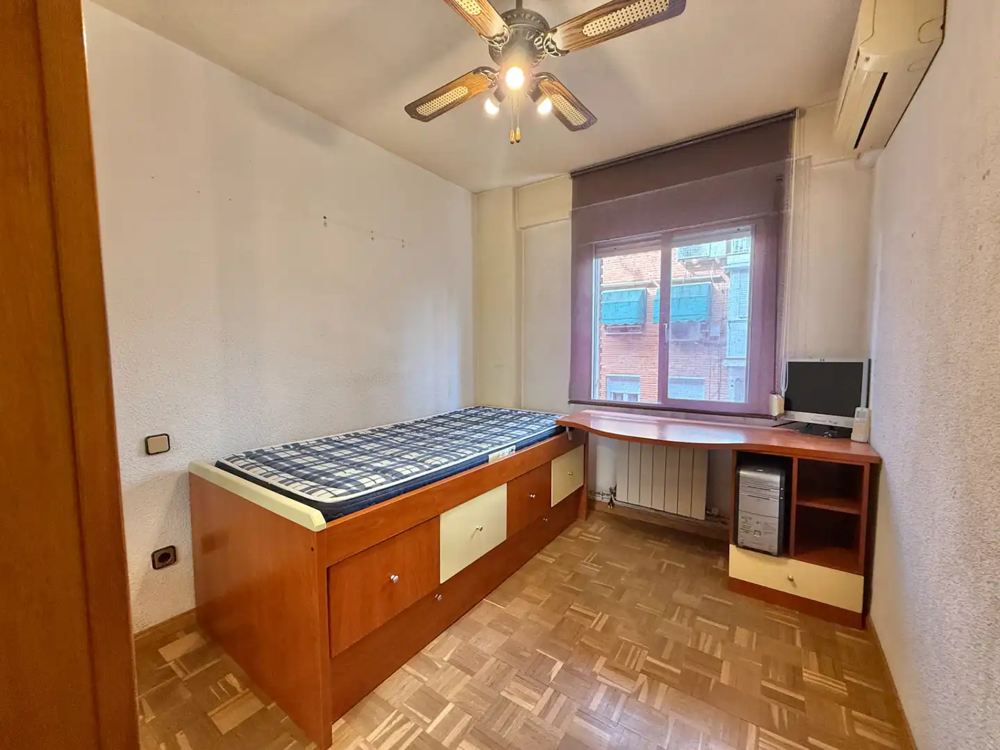 Habitación de Piso en venta en Alcorcón con Aire acondicionado, Calefacción y Parquet