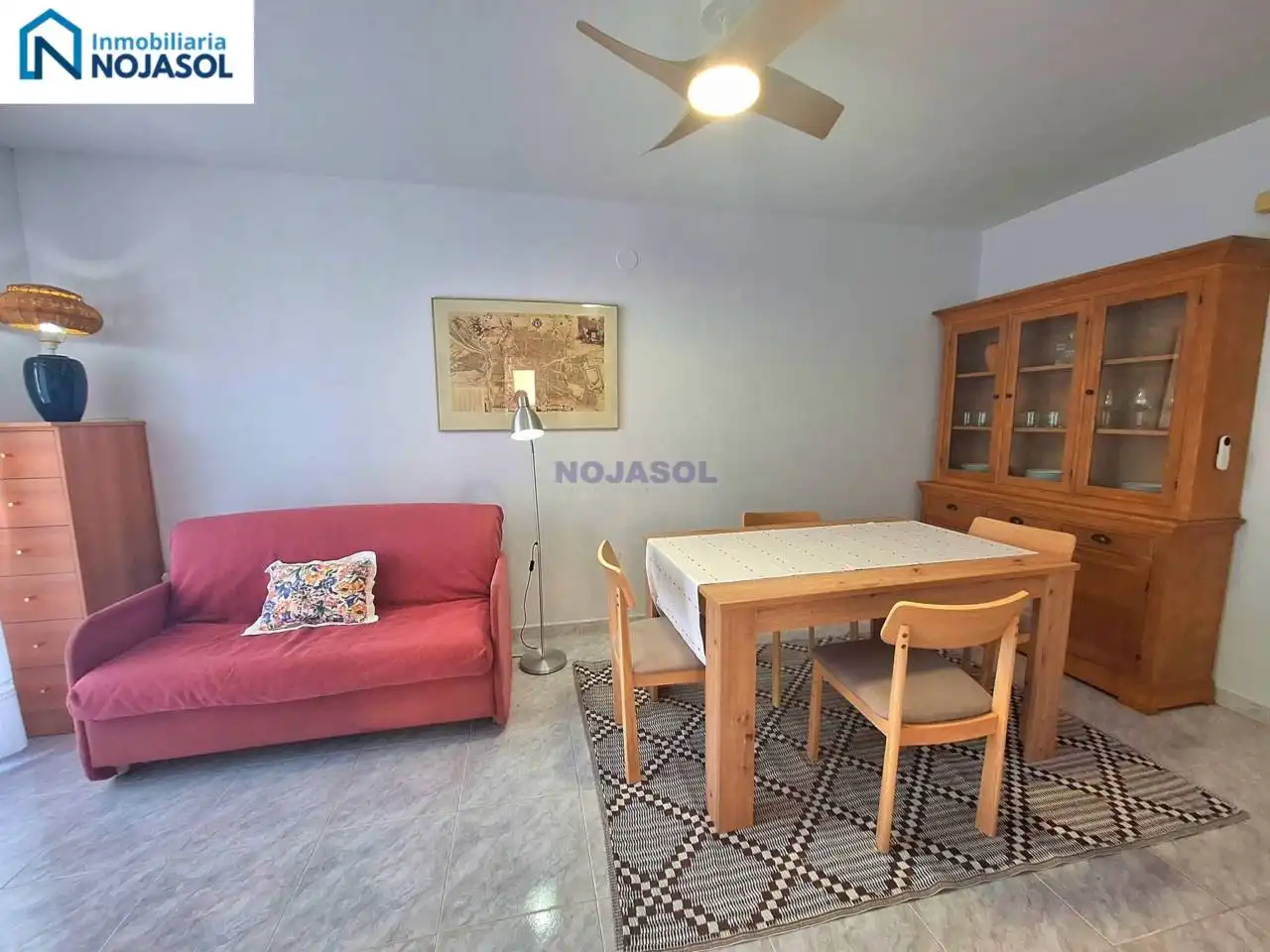 Sala d'estar de Apartament de lloguer en Noja amb Calefacció, Jardí privat i Terrassa