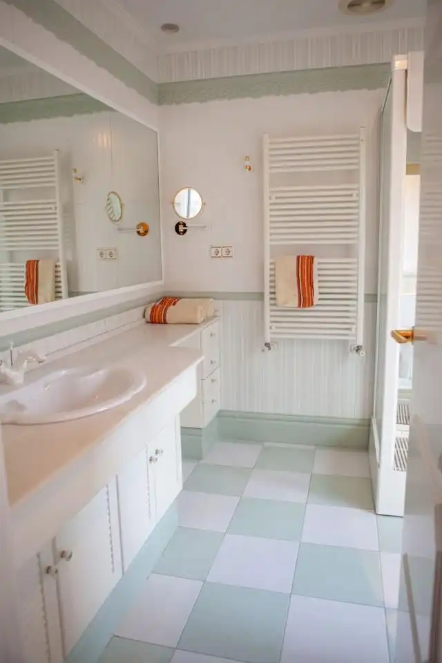 Baño de Piso en venta en Elche / Elx con Aire acondicionado, Calefacción y Parquet