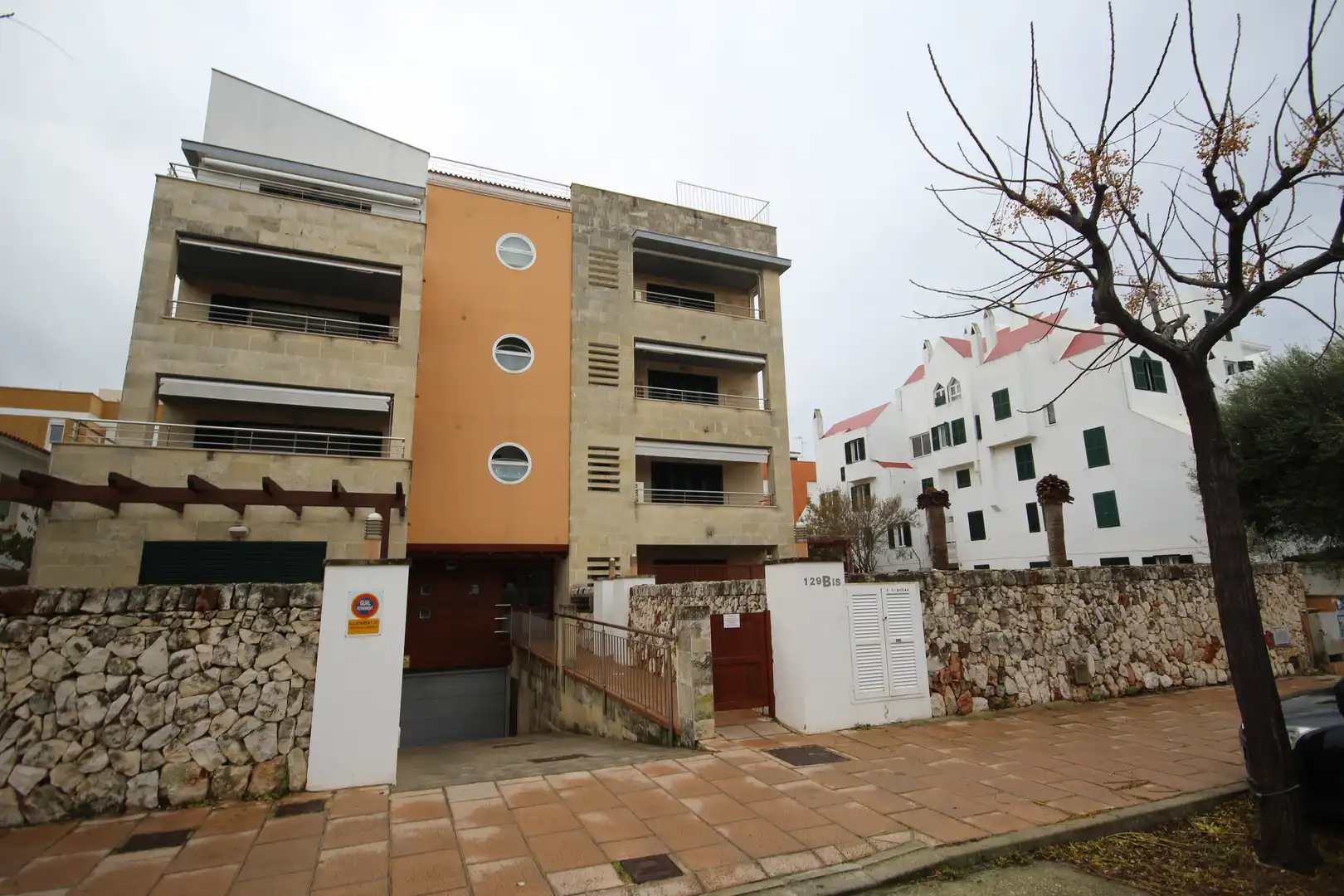 Vista exterior de Pis en venda en Ciutadella de Menorca amb Piscina