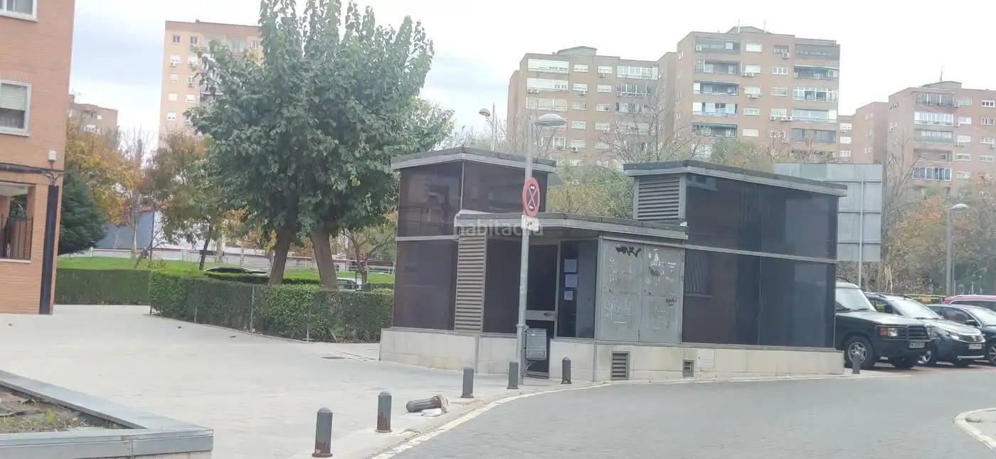 Individuel à vendre à Avenida de los Príncipes de España 41, imagen 3