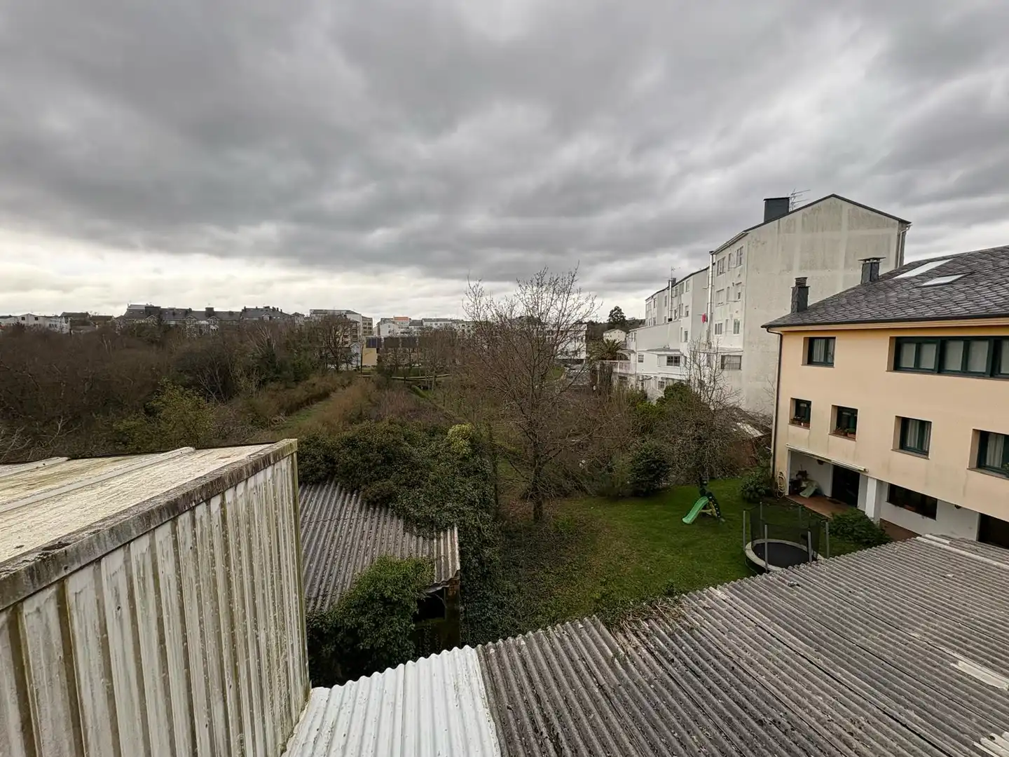 Vista exterior de Edifici en venda en As Pontes de García Rodríguez 