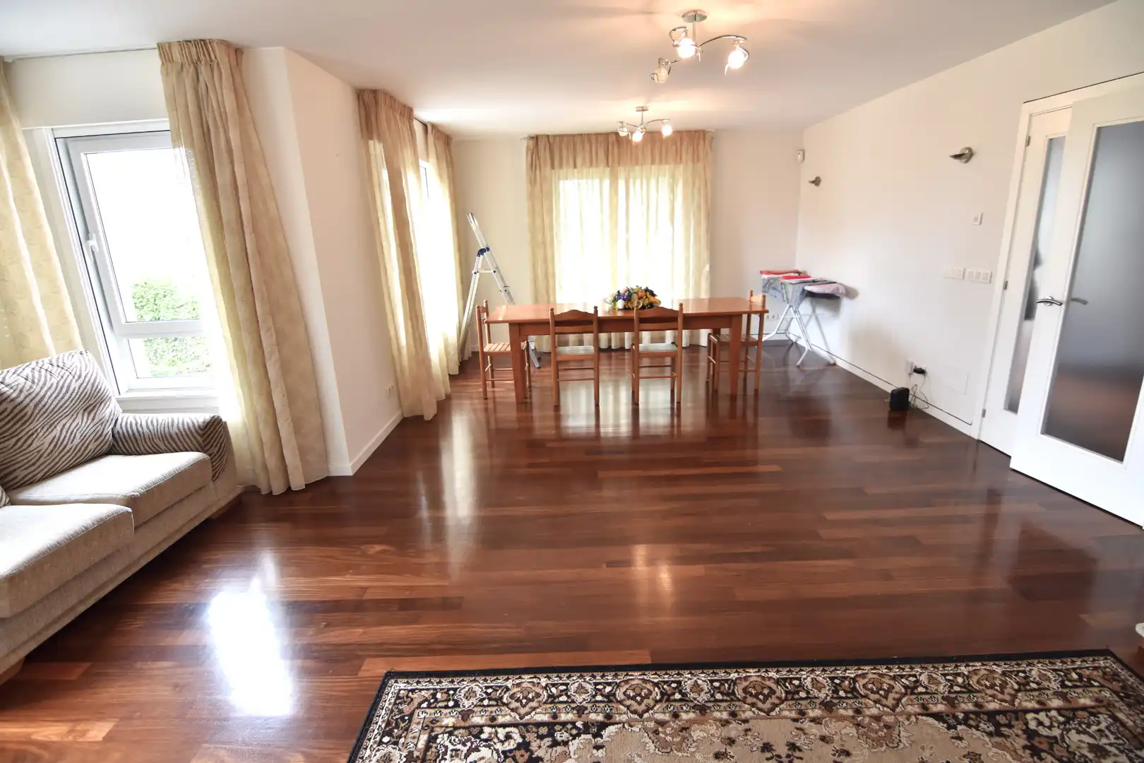 Comedor de Casa o chalet en venta en Miño con Calefacción, Jardín privado y Parquet