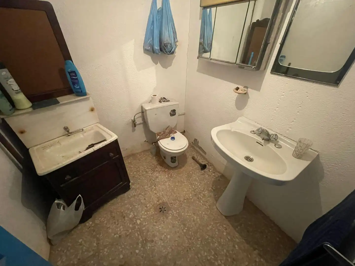 Bathroom of Houses for sale in Avión  with Heating, Storage room and Furnished