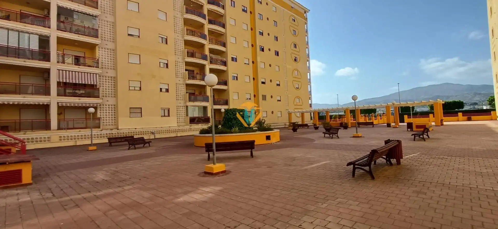 Vista exterior de Apartamento en venta en Villajoyosa / La Vila Joiosa con Aire acondicionado, Calefacción y Jardín privado