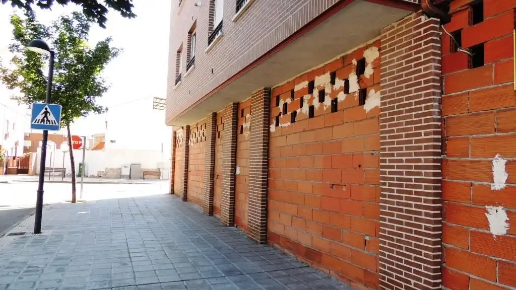 Exterior view of Commercial properties for sale in Azuqueca de Henares