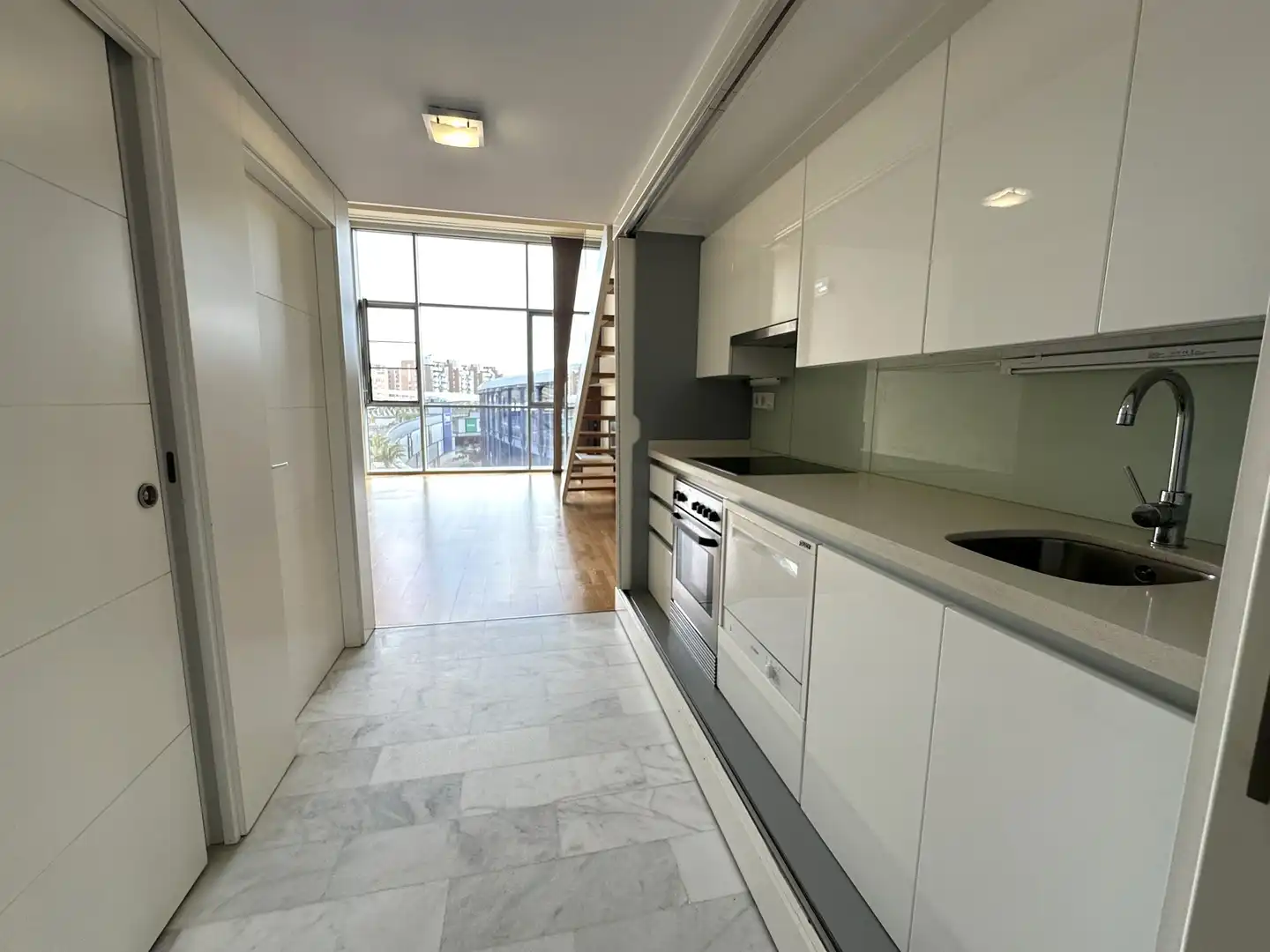 Loft de alquiler en Avenida Hermanos Machado, Torrefiel