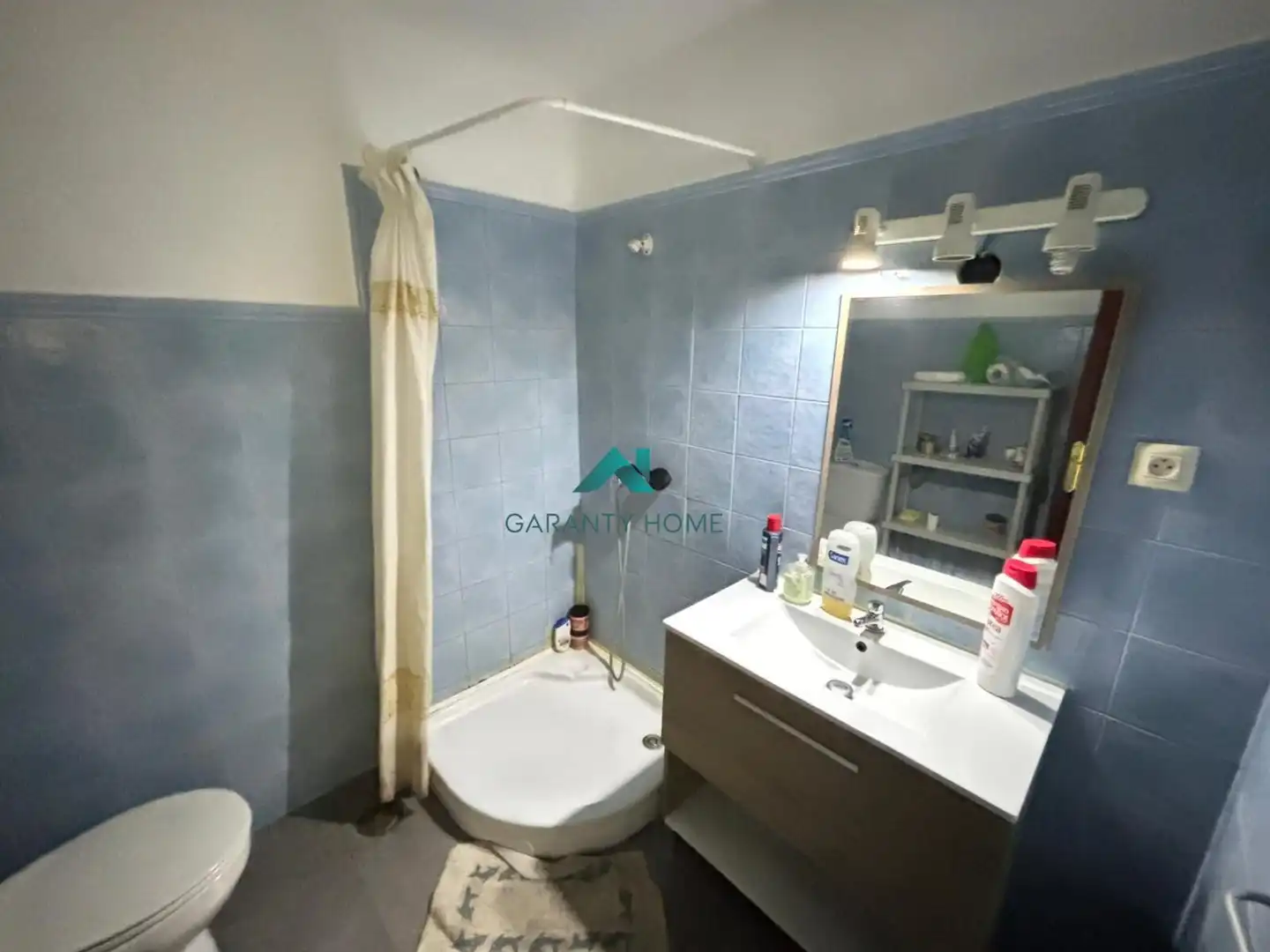 Baño de Piso de alquiler en Jaén con Amueblado y Balcón