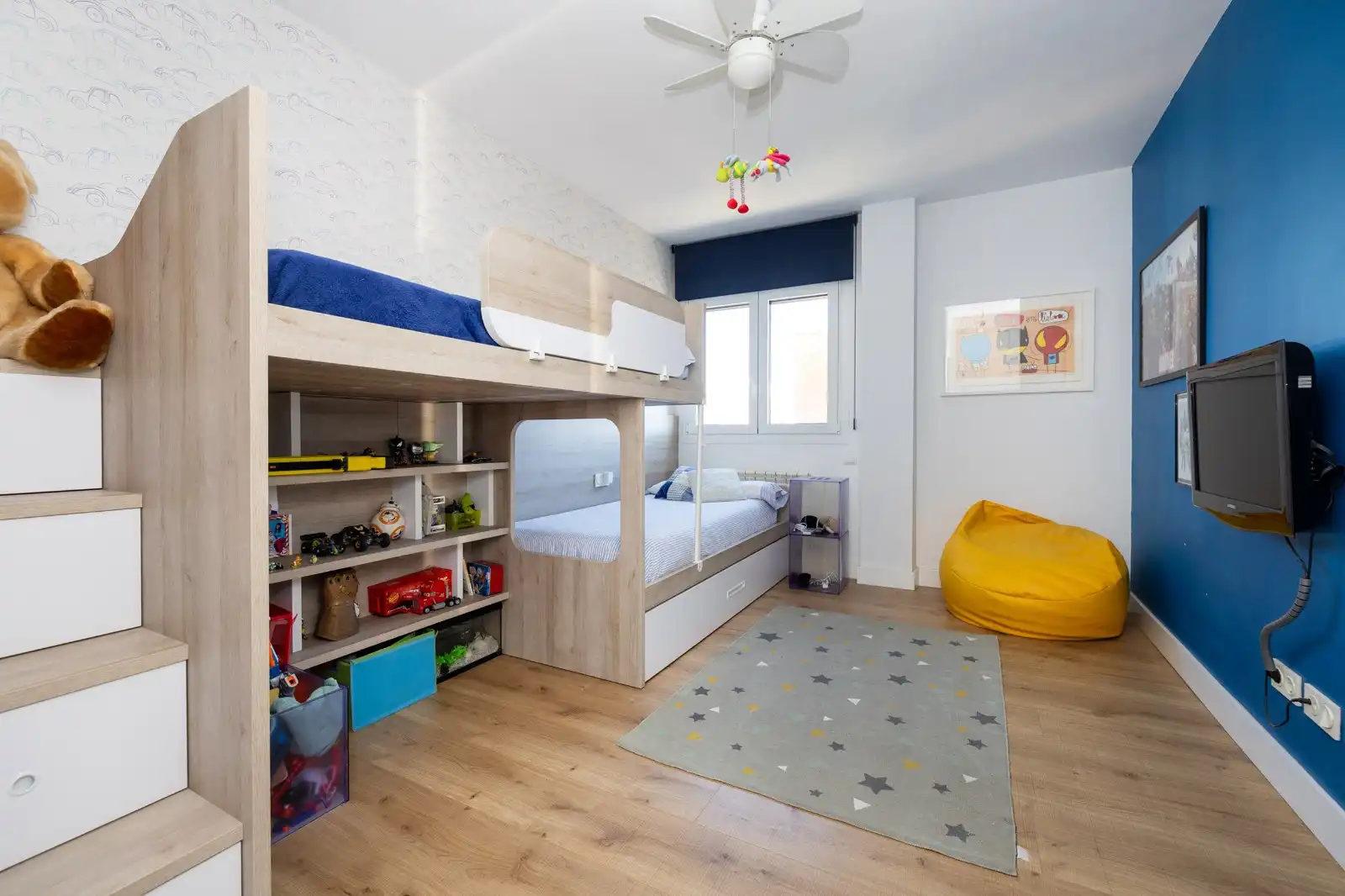 Habitación de Ático en venta en Granada con Aire acondicionado, Calefacción y Terraza
