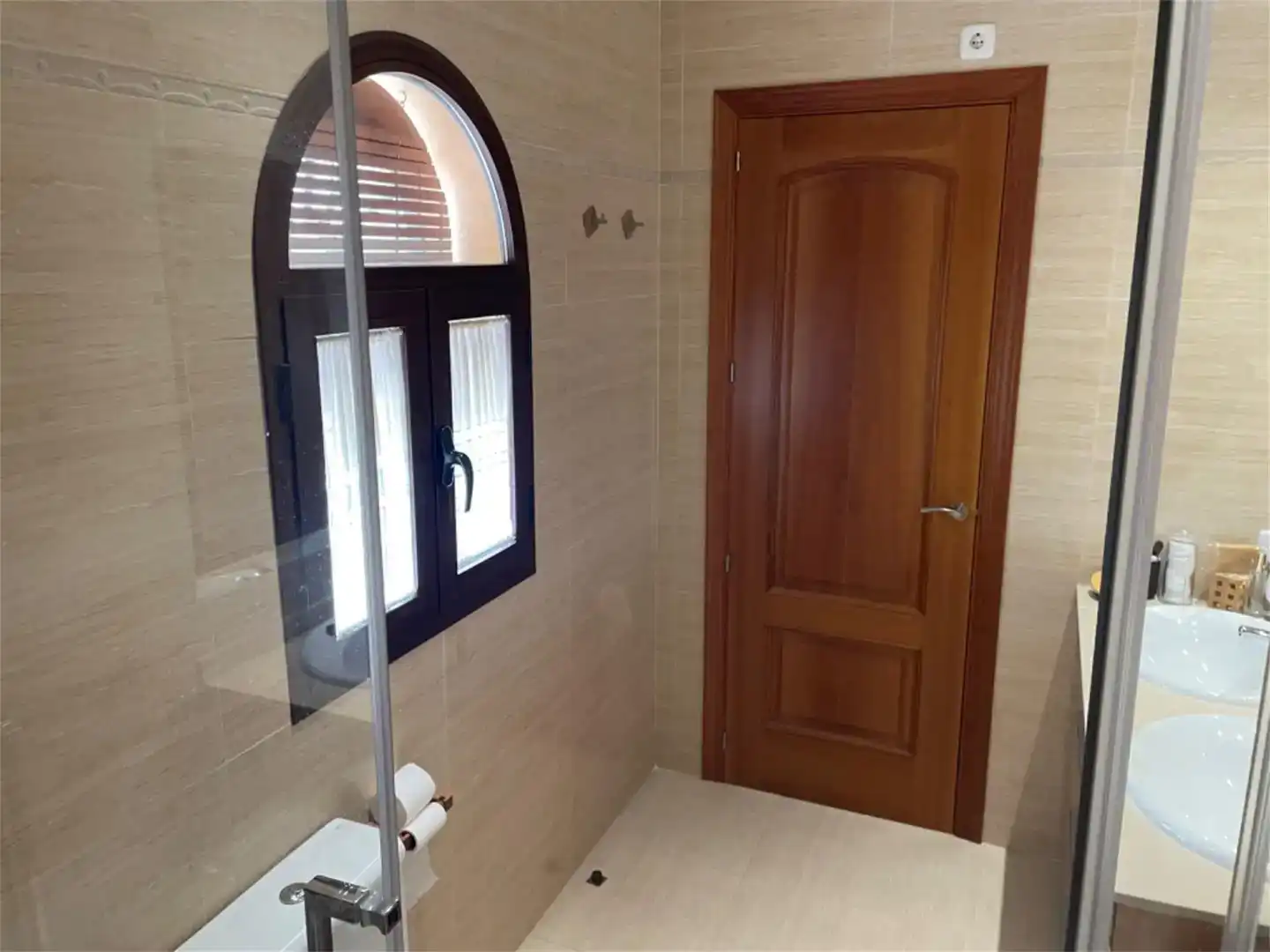 Bathroom of Houses for rent in La Rinconada  with Air Conditioner, Private garden and Storage room