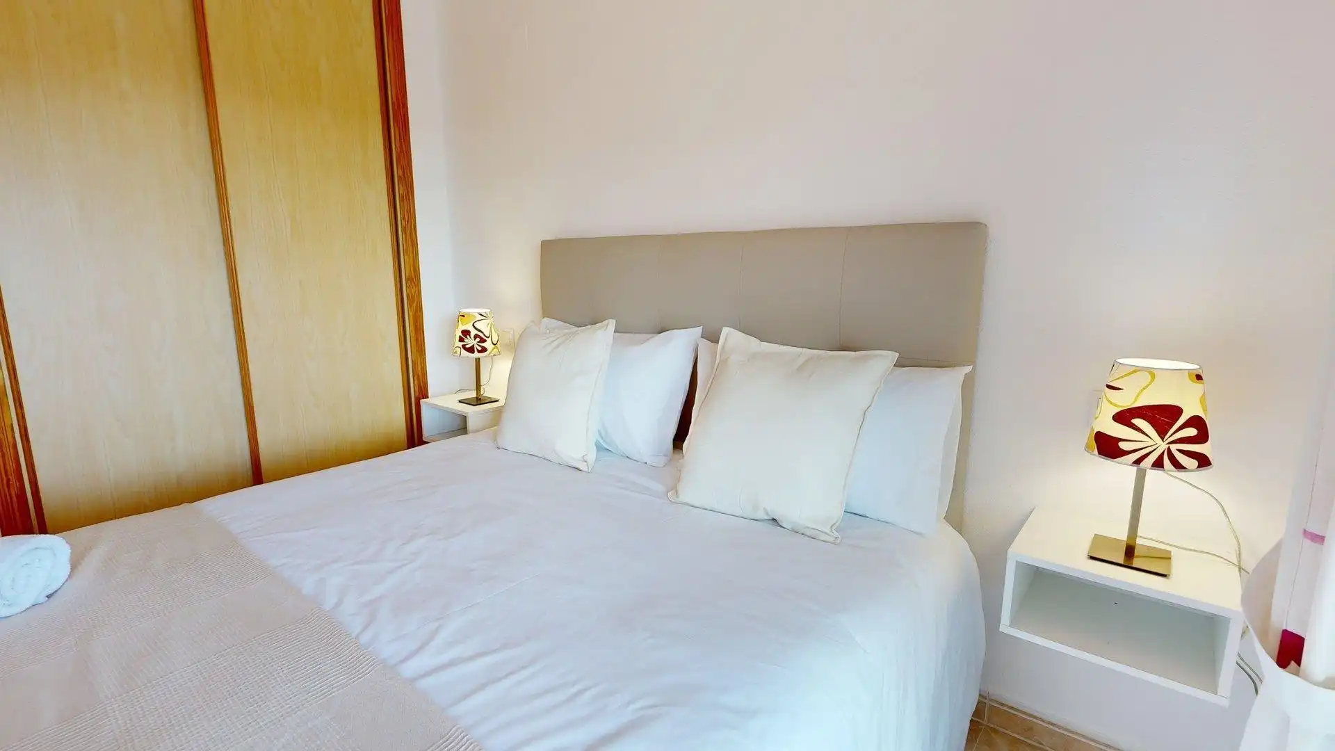 Bedroom of Apartments for rent in Elche / Elx  with Air Conditioner, Heating and Private garden