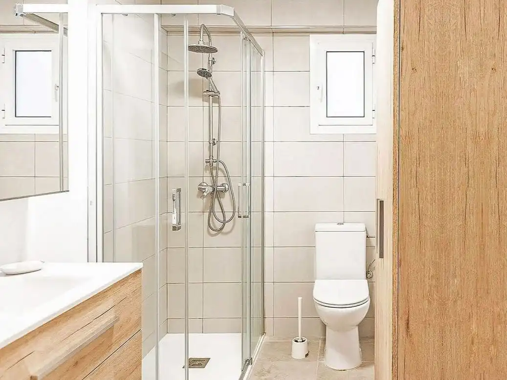 Baño de Apartamento para compartir en Huelva con Aire acondicionado y Amueblado
