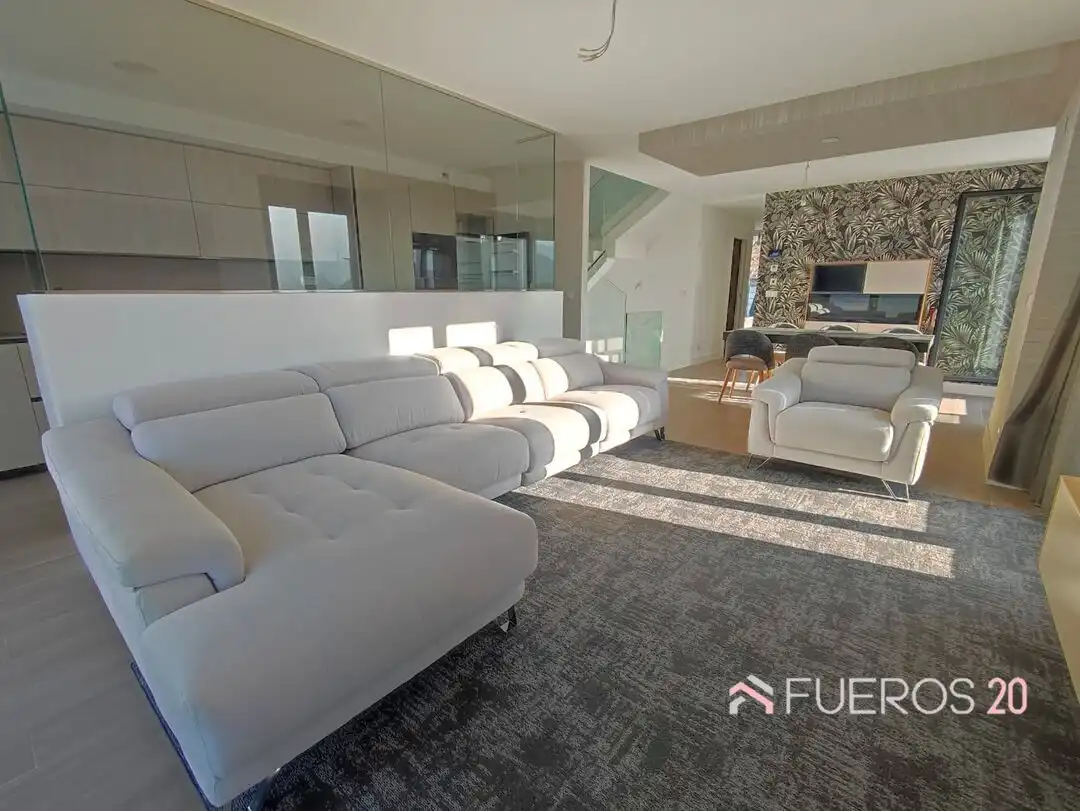 Sala de estar de Casa adosada en venta en Zierbena con Calefacción, Jardín privado y Terraza
