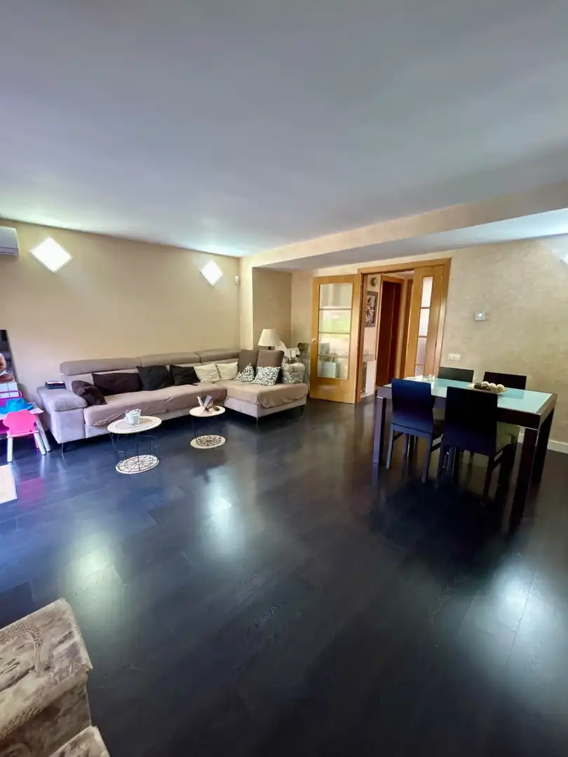 Maison mitoyenne avec balcon à vendre à Masquefa, imagen 7