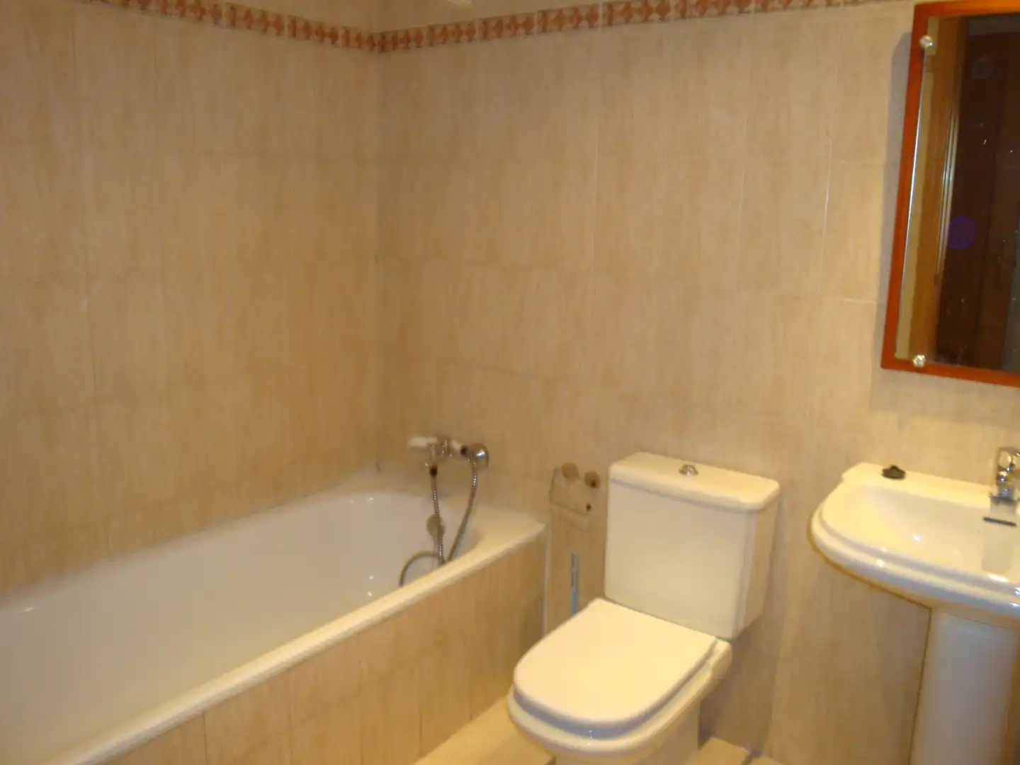 Baño de Piso en venta en Madrid con Aire acondicionado, Calefacción y Parquet